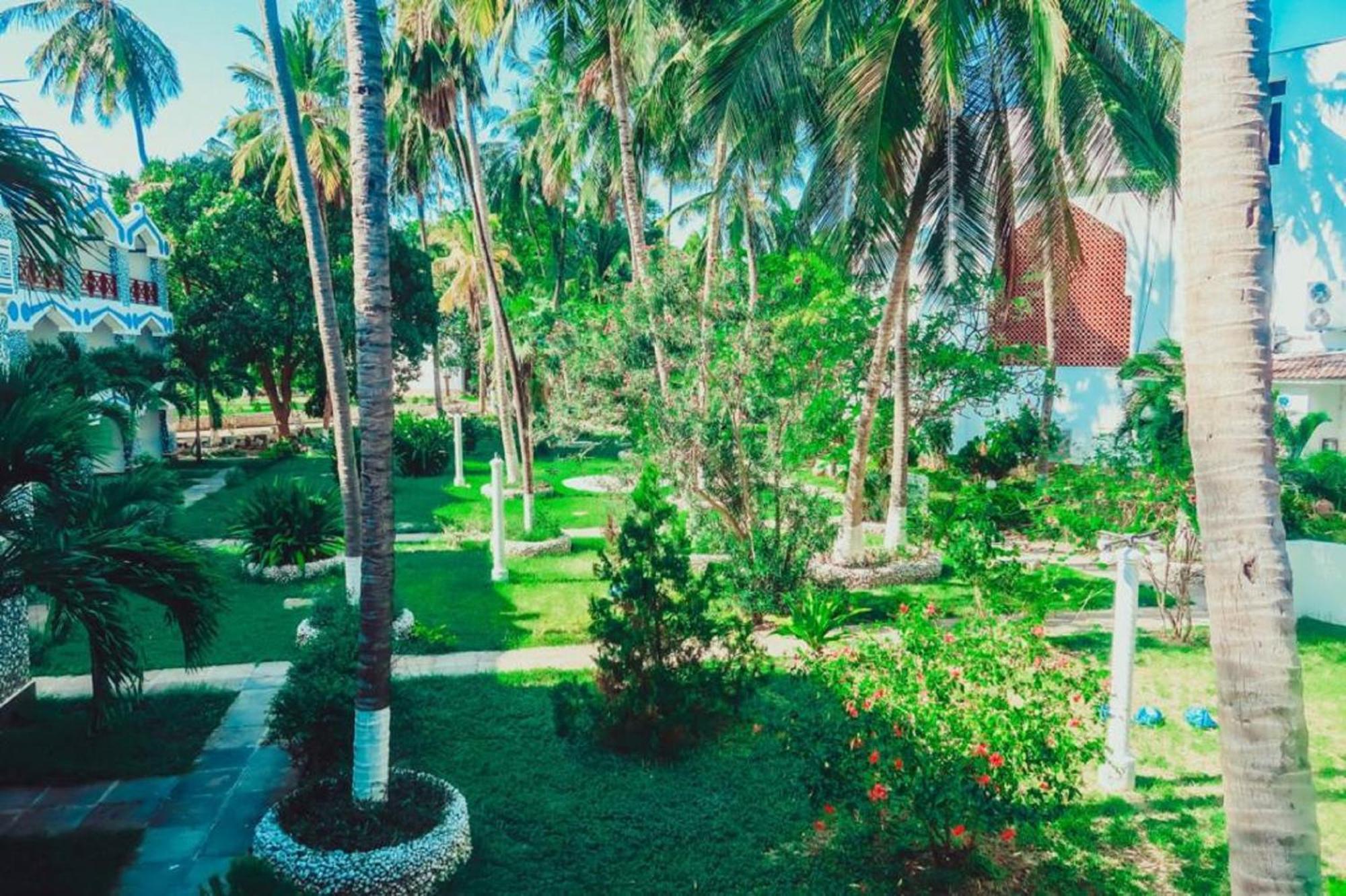 Sai Rock Beach Hotel & Spa Bamburi Εξωτερικό φωτογραφία